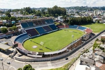 Sem jogos em Porto Alegre, Gaúcho volta na quarta com Gre-Nal em Caxias do Sul