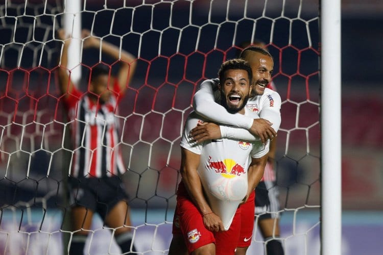 Bragantino vence São Paulo no Morumbi e passa a ter melhor campanha do Paulista