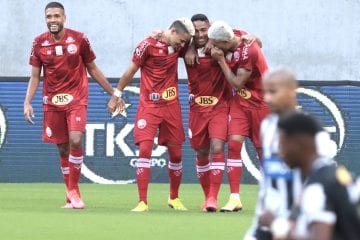 Campo neutro, volta de maestro e boa fase de meia: razões para crer no Náutico na final do PE