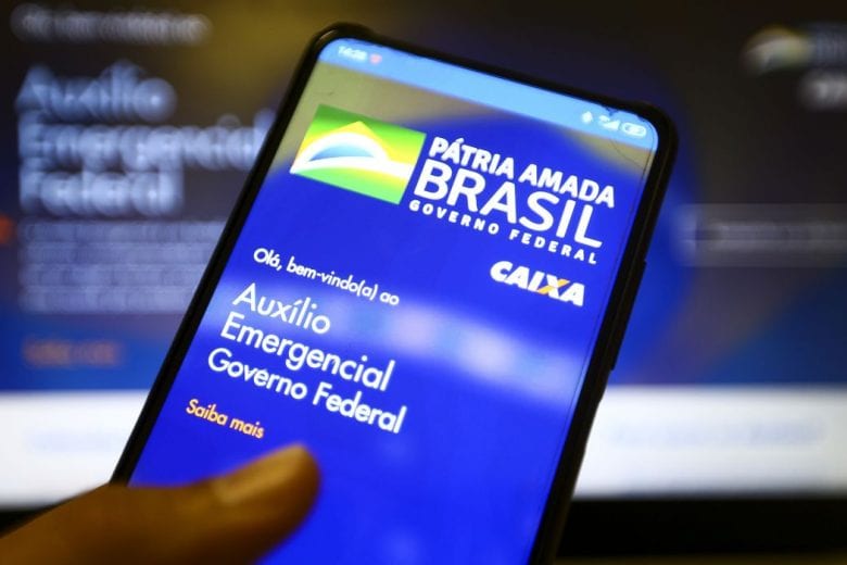 Caixa bloqueia contas da poupança social por suspeita de fraude