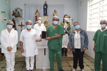 Pacientes da UTI do HNSD poderão conversar com parentes por chamadas de vídeo