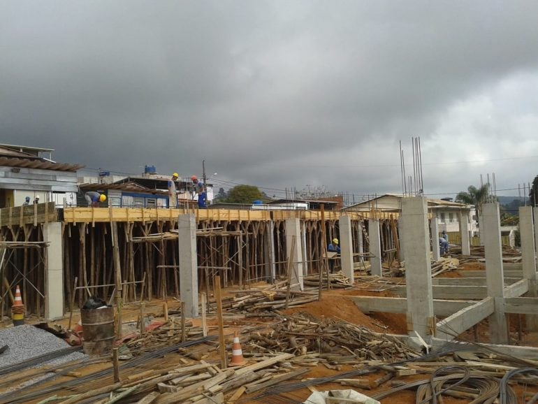 Obras de posto de saúde orçado em mais de R$1,8 mi seguem em Monlevade