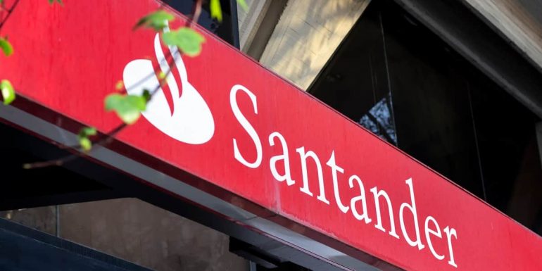 Santander abre novas inscrições para Programa de Trainee 2021