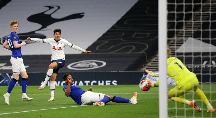Tottenham x Arsenal: Onde assistir pela Premier League?