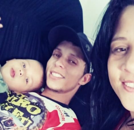 Campanha pede doações para itabirano acompanhar tratamento da esposa e filho, vítimas de explosão