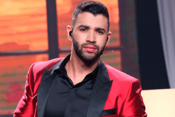 Gusttavo Lima se envolve em grave acidente de carro no interior de Goiás
