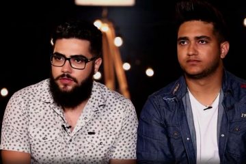 Henrique e Juliano desrespeitam o isolamento social e são flagrados sem máscara com fãs