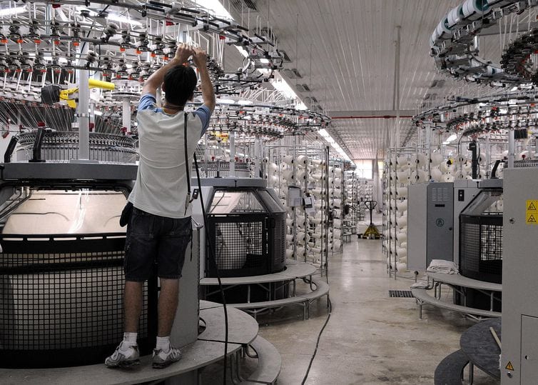 PIB tem queda de 4% no trimestre encerrado em julho, aponta FGV