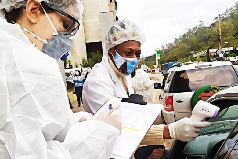 Drive-thru: Monlevade testa 101 pessoas; 24 têm resultado positivo para Covid-19