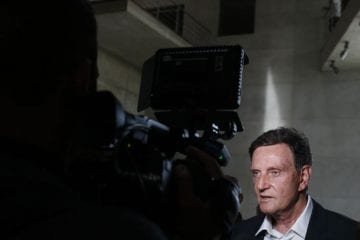 Crivella anuncia contingenciamento de até R$ 700 milhões no Rio