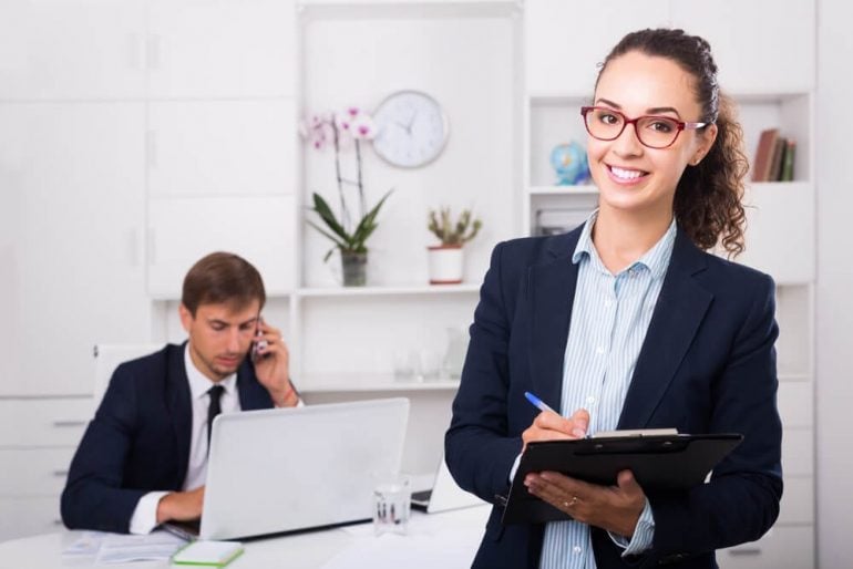 Empresa abre duas vagas para auxiliar administrativo em Itabira