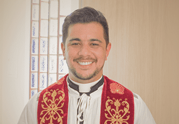 Padre Anderson Ferreira testa positivo para coronavírus