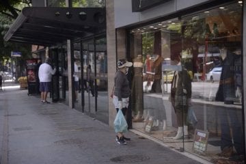 Confiança do Empresário do Comércio cai 2,2% em janeiro, diz CNC