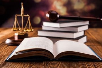 Projeto social oferece atendimento jurídico à população de rua