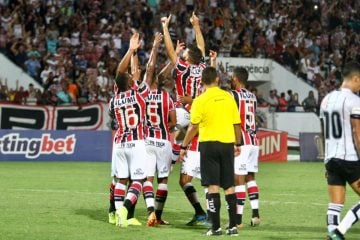 A uma vitória do título estadual, Santa Cruz não perde há mais de um ano no Arruda