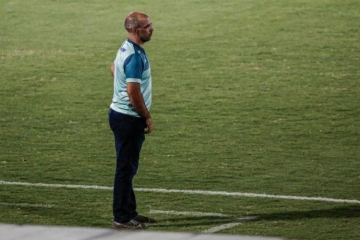 Daniel Neri: Em tempo de Jorge Jesus, um português menos badalado conquista Pernambuco