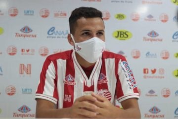 Raízes sertanejas e desejo por título: atacante Dadá Belmonte é apresentado pelo Náutico