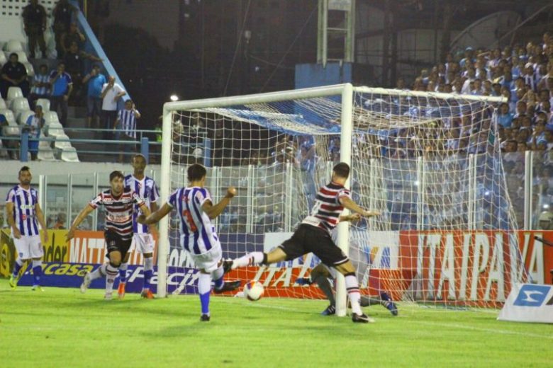 Rival na estreia da Série C, Santa nunca venceu o Paysandu fora de casa em jogos oficiais