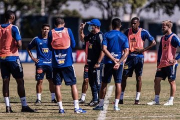 Com seis pontos a menos, Cruzeiro recebe Botafogo-SP e inicia caminhada na Série B
