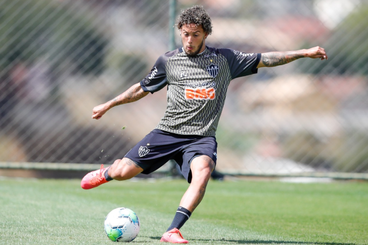 Flamengo x Atlético: Sampaoli relaciona Guga e deixa Otero de fora