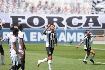Marrony brilha, Atlético vence o Ceará e mantém 100% de aproveitamento no Brasileiro