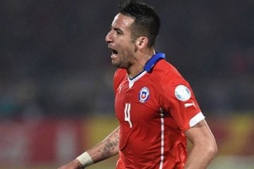 Flamengo está próximo de assinar com lateral-direito Isla