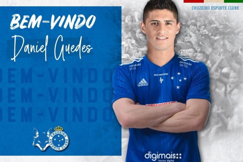 Cruzeiro anuncia contratação de Daniel Guedes em vídeo em Libras