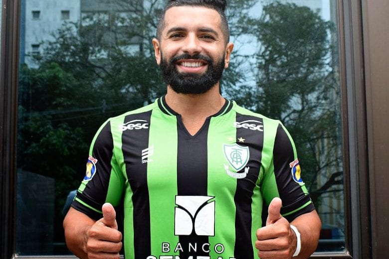América oficializa contratação de atacante Guilherme, ex-Cruzeiro e Atlético