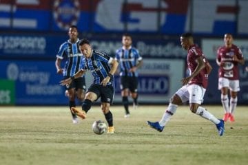 Grêmio vence Caxias por 2 a 0 no Centenário e fica perto do tricampeonato gaúcho