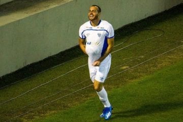 Avaí derrota Oeste em Barueri e se reabilita na Série B