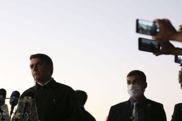 Bolsonaro critica derrubada do veto que impede reajuste a servidores