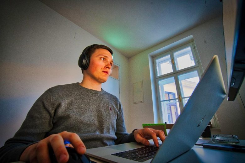 Como aumentar a concentração no home office