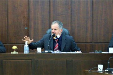 Após recesso, reunião da Câmara de Monlevade é encerrada por falta de quórum