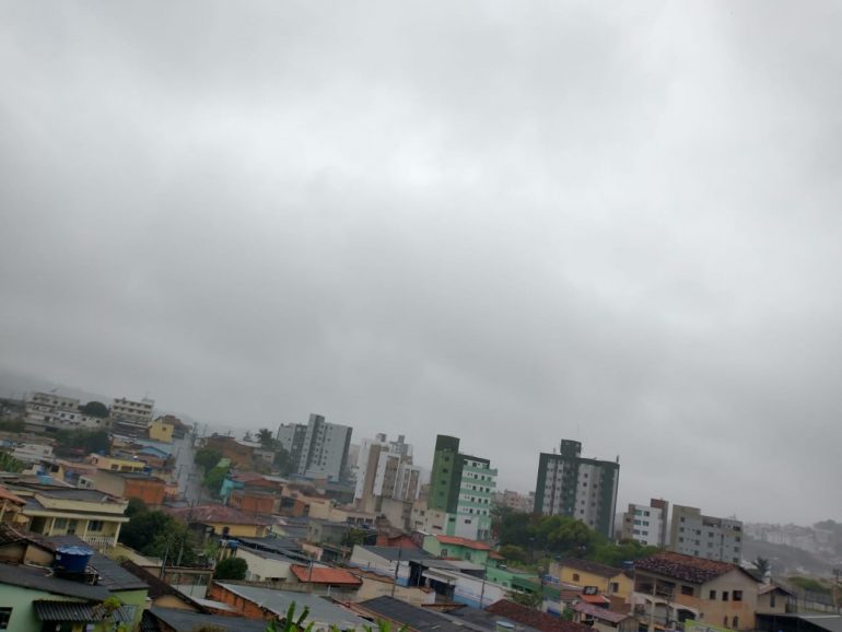 Confira a previsão do tempo neste sábado de Natal (24)
