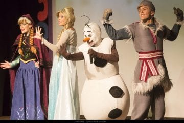 “Rainha da Neve” é entretenimento para as crianças no projeto Diversão em Cena