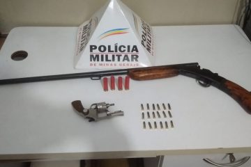 Após denúncia, polícia apreende armas e munições em Ferros