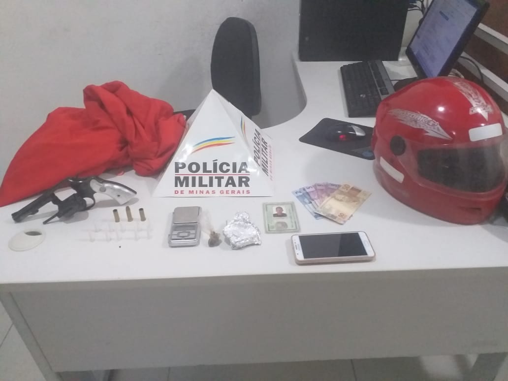 Suspeitos de tráfico são presos com drogas e arma no Eldorado