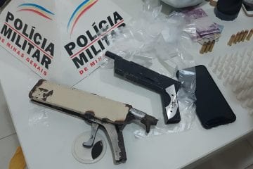 Polícia Militar apreende drogas, armas e munições durante operação no Fênix