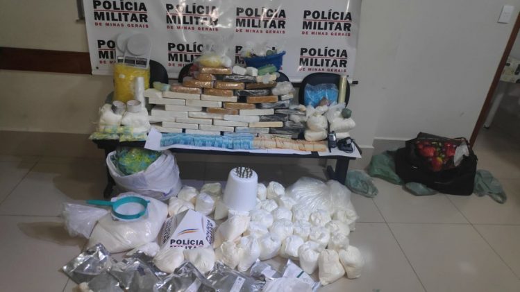 PM apreende crack, maconha e cerca de 150 kg de cocaína em Ipatinga