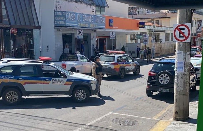 PM reforça policiamento no centro de Monlevade após denúncia de tentativa de extorsão