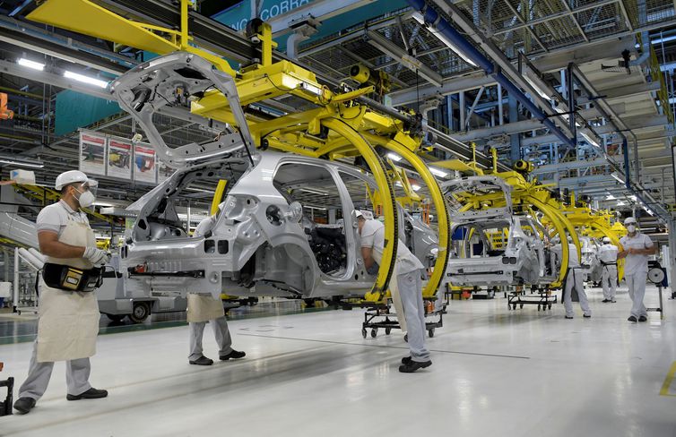 Ipea: consumo aparente de bens industriais cresce 5,2% em junho
