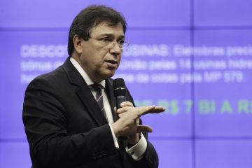 Ministro diz acreditar em aprovação da privatização da Eletrobras no 1º semestre