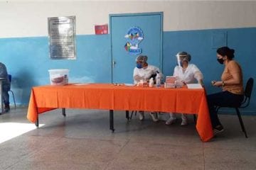 Ipatinga testa profissionais da rede municipal de ensino