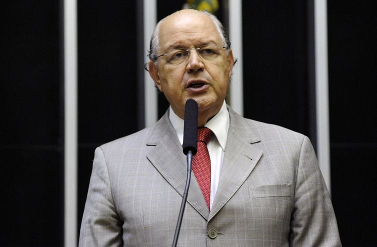 Economista: simplificação de impostos é pilar de mudança tributária