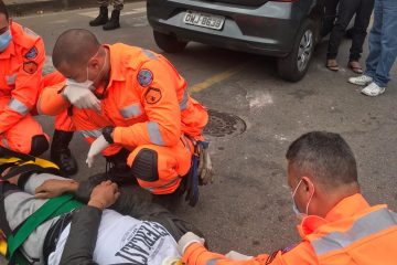 Motociclista fica ferido em colisão com carro no Água Fresca