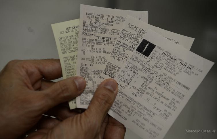 Contribuintes devem regularizar débitos para sorteios do Nota Legal