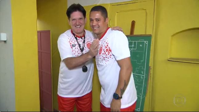 Roberto Gaúcho entra na justiça do trabalho contra o Valério