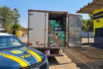 PRF apreende 324 mil maços de cigarros contrabandeados em Minas Gerais