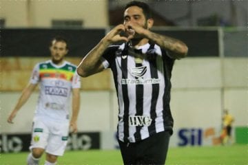 Ceará vence Brusque fora de casa e constrói boa vantagem na Copa do Brasil