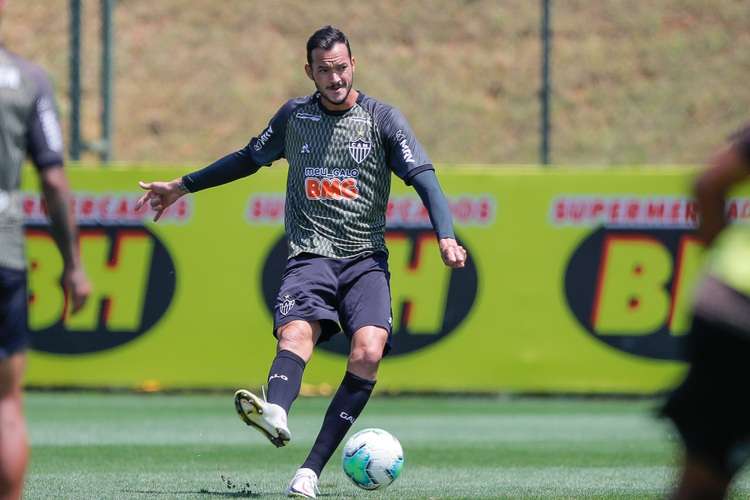 Em duelo de Atléticos, Galo tenta vitória para assumir liderança